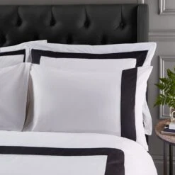 Bianca Cotton 180 TC Tailored Black Bedding Set - Double 8 Bianca Cotton 180 TC Tailored Black Bedding Set - Double -Habitat 3080292 R Z003A