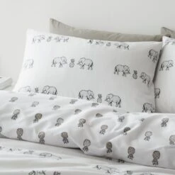 Pineapple Elephant Tembo Natural Bedding Set - King -Habitat 3117983 R Z003A