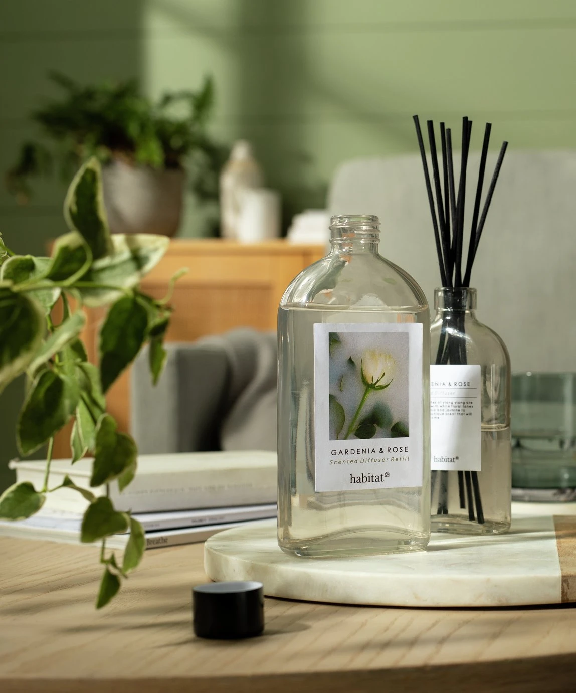 Habitat 300ml Diffuser Refill - Gardenia & Rose 4 Habitat 300ml Diffuser Refill - Gardenia & Rose - Image 2