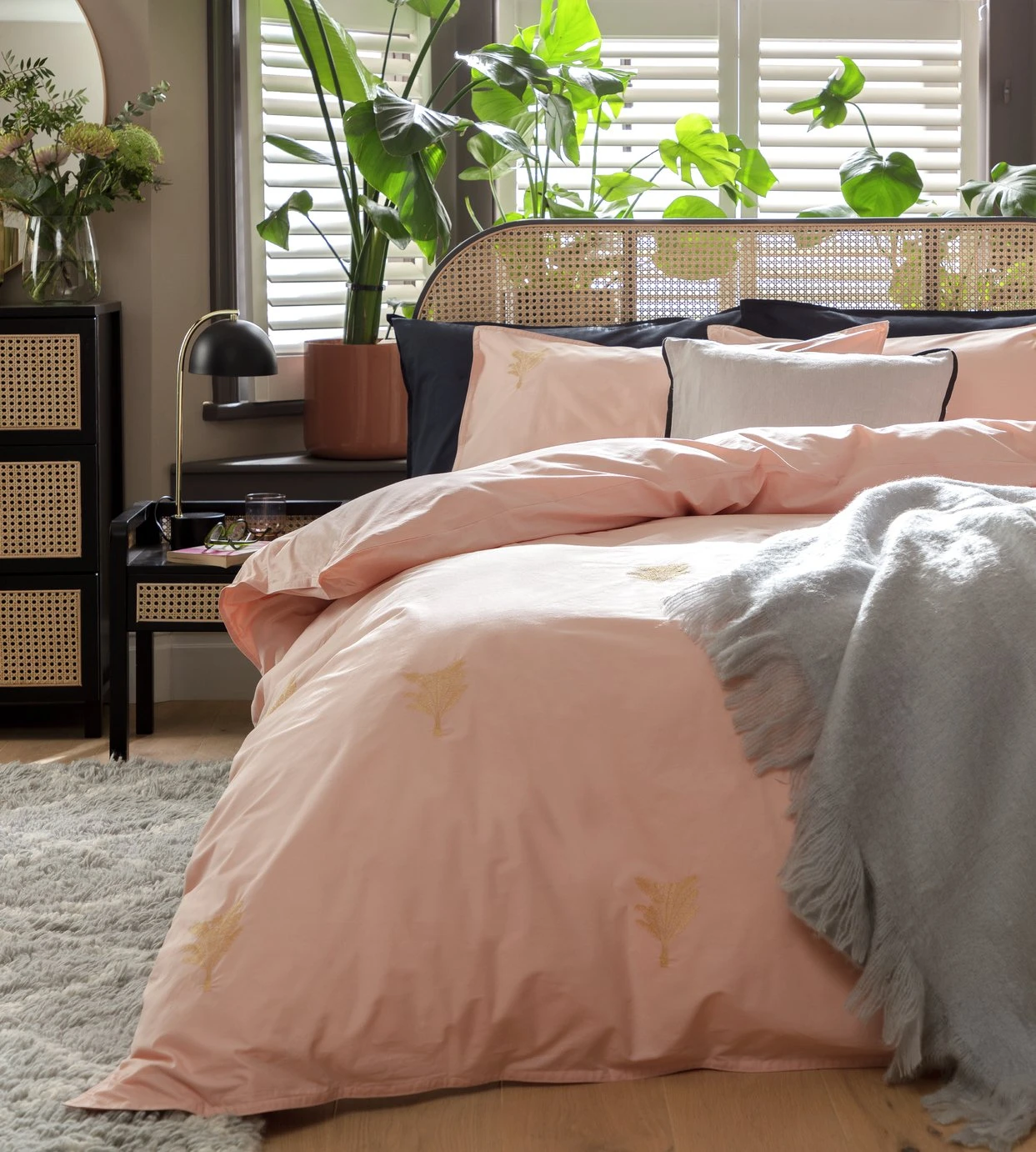 Habitat Embroidered Palm Pink Bedding Set - Single 3 Habitat Embroidered Palm Pink Bedding Set - Single