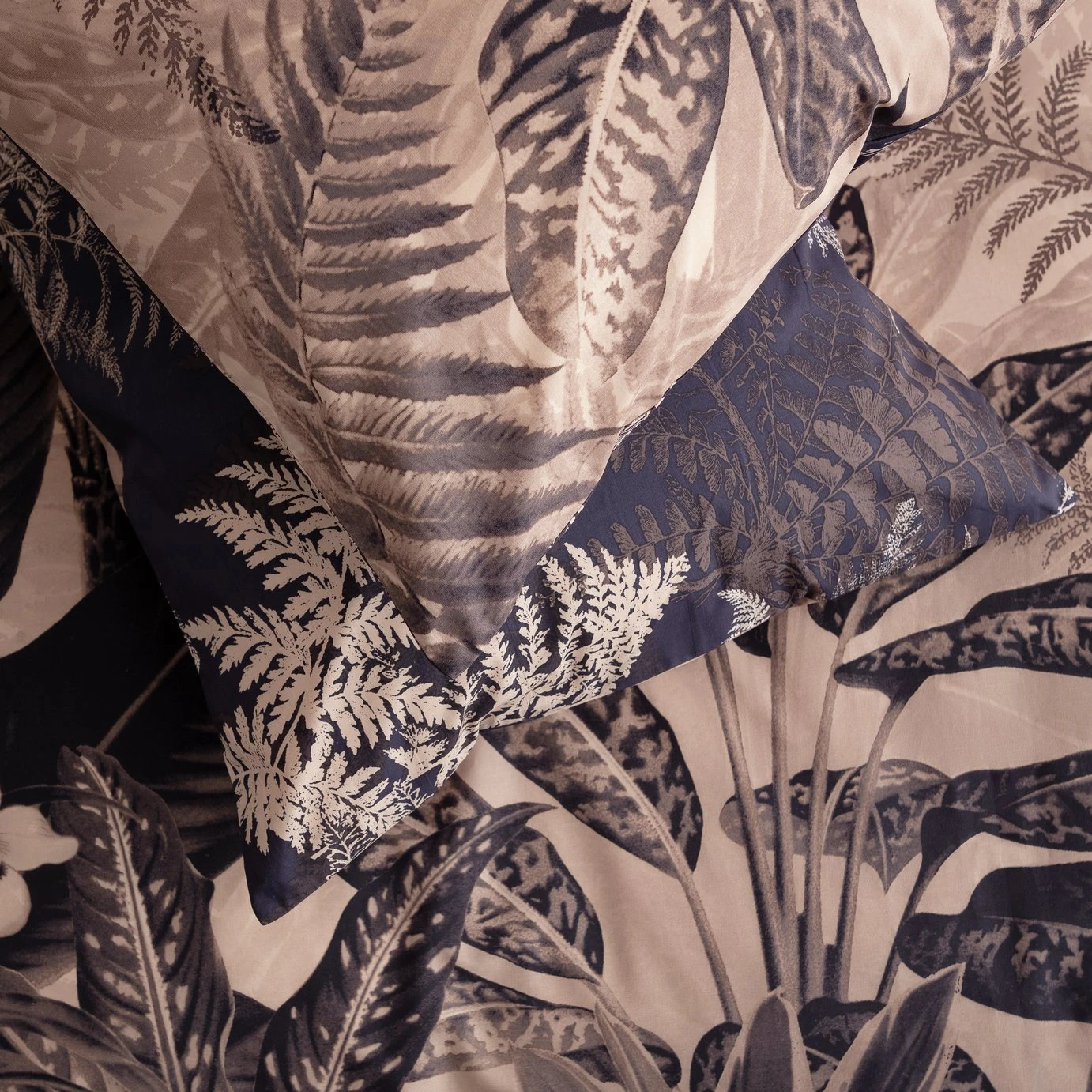 Habitat Cotton 200TC Botanical Blush Bedding Set - Double 10 Habitat Cotton 200TC Botanical Blush Bedding Set - Double - Image 8