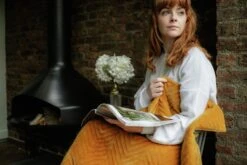 Dreamland Deluxe Velvet Mustard Heated Throw - Large -Habitat 4844994 R Z012A