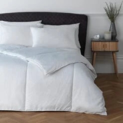 Habitat Feels Like Down 10.5 Tog Duvet - Double -Habitat 8143691 R Z007C