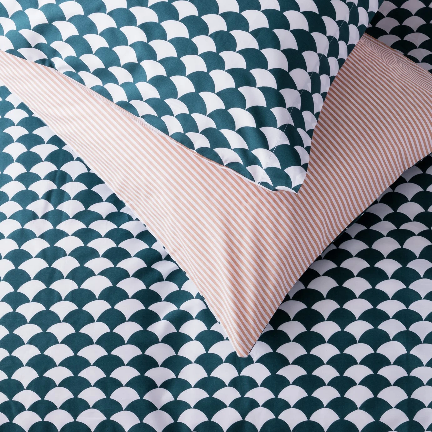 Habitat Cotton Scallop Teal Reversible Bedding Set-Superking 6 Habitat Cotton Scallop Teal Reversible Bedding Set-Superking - Image 4