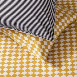Habitat Cotton Scallop Yellow Reversible Bedding Set -Double 14 Habitat Cotton Scallop Yellow Reversible Bedding Set -Double -Habitat 9377428 R Z003A