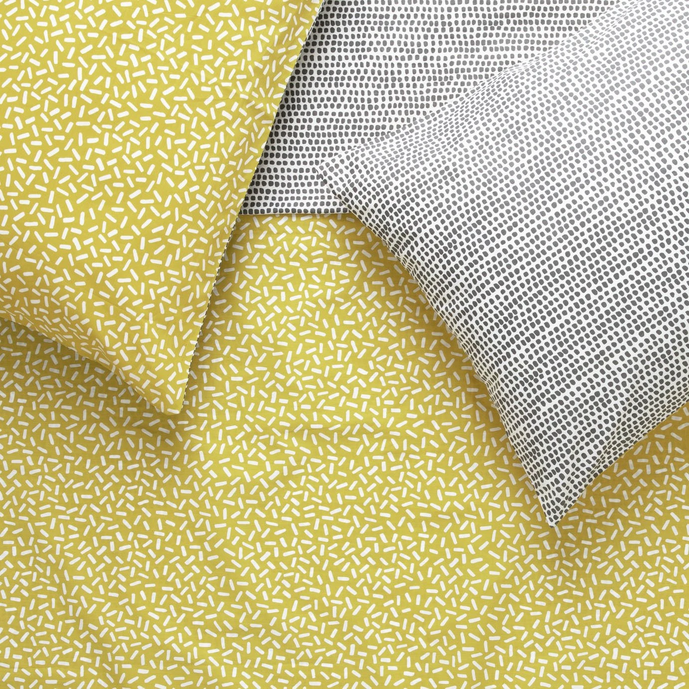Habitat Betsy Yellow & White Reversible Bedding Set - Single 6 Habitat Betsy Yellow & White Reversible Bedding Set - Single - Image 4