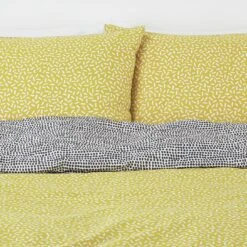 Habitat Betsy Yellow & White Reversible Bedding Set - Single 13 Habitat Betsy Yellow & White Reversible Bedding Set - Single -Habitat 9378623 R Z005A