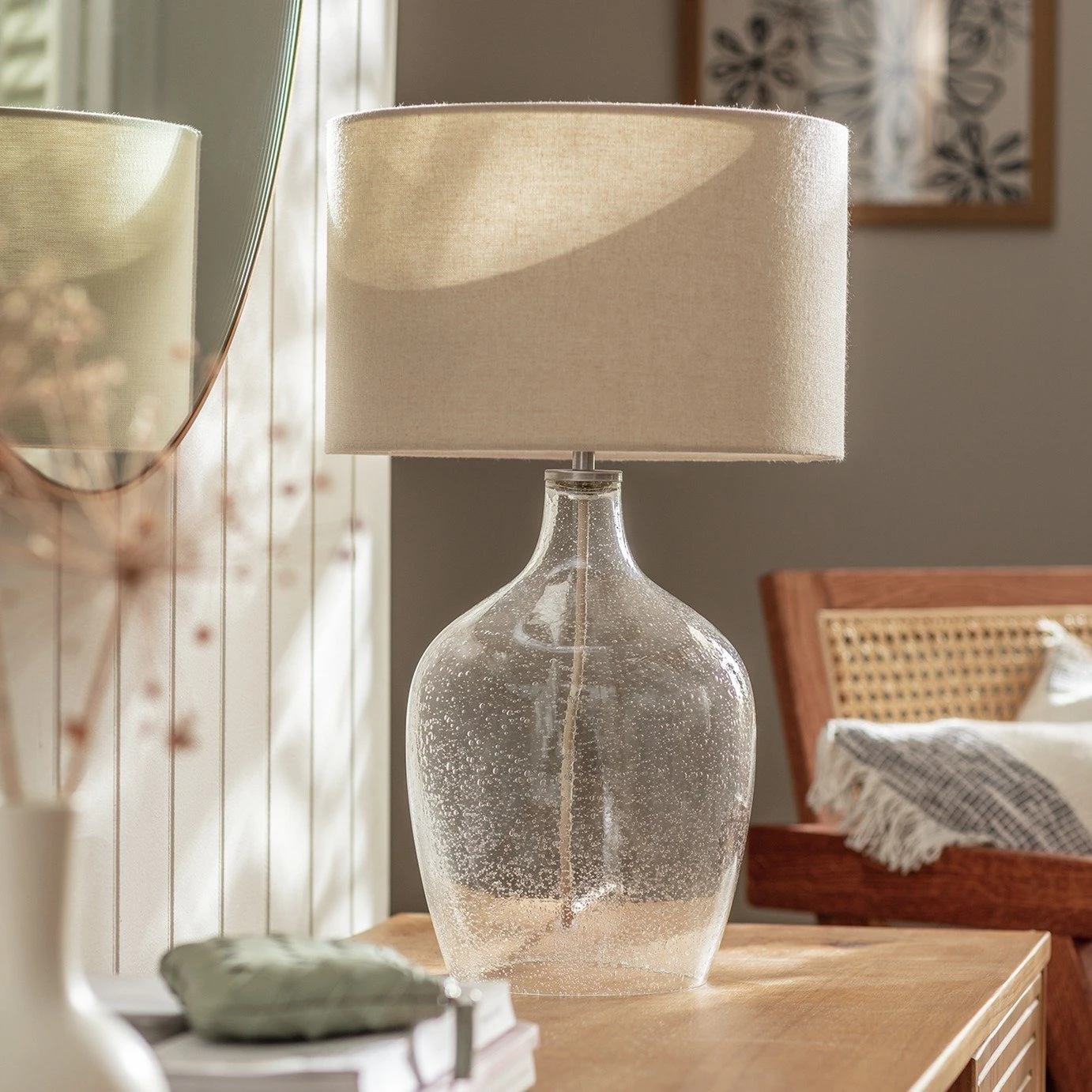 Habitat Abas Glass Table Lamp - Clear & Cream 3 Habitat Abas Glass Table Lamp - Clear & Cream