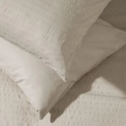 Habitat Seersucker Plain Taupe Bedding Set - Single 10 Habitat Seersucker Plain Taupe Bedding Set - Single -Habitat 9519956 R Z003A