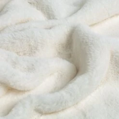 Habitat Faux Fur Plain Throw - Cream - 125x150cm -Habitat 9520268 R Z002A