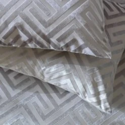 Habitat Geo Velvet Silver Bedding Set - Single 11 Habitat Geo Velvet Silver Bedding Set - Single -Habitat 9621356 R Z003A