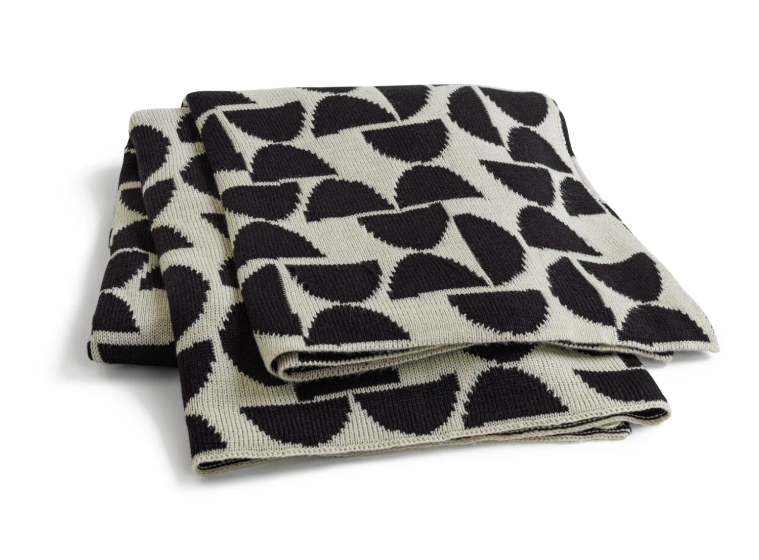 Habitat Geo Woven Throw - Black & White - 120x170cm 2 Habitat Geo Woven Throw - Black & White - 120x170cm