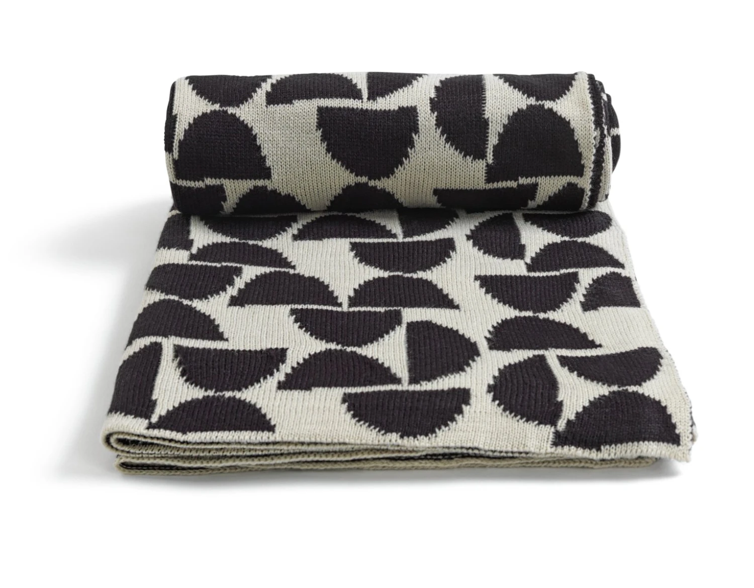 Habitat Geo Woven Throw - Black & White - 120x170cm 4 Habitat Geo Woven Throw - Black & White - 120x170cm - Image 3